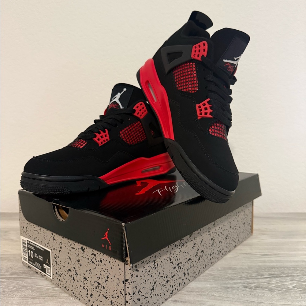 Jordan 4 Retro - Red Thunder